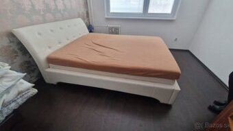 Manželská posteľ 160x200cm