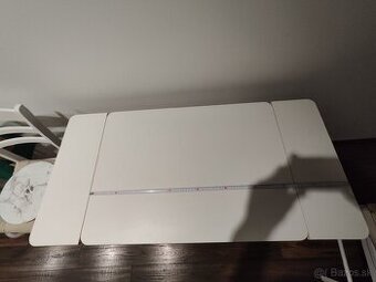 IKEA Jedálenský roztahovaci stôl a 4 stoličky