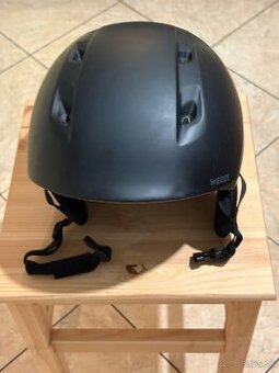 Lyžiarska pánska prilba