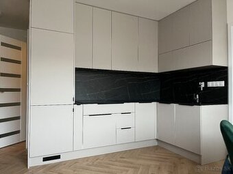 Prenájom 2-izbový byt s garážovým státím