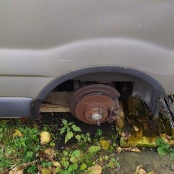 Renault Trafic Vivaro- startér 1.9 DCI 74kw