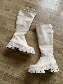 Damske kozene cizmy steve madden