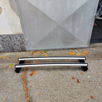 Predám nastaviteľné  priečniky na strechu vozidla