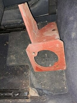 Konzola na kab.Zetor Kryštal