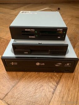 Predám disketovú mechaniku, DVD napaľovačku, čítačku kariet