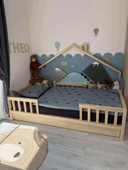 Masívna domčeková posteľ - MILICA
