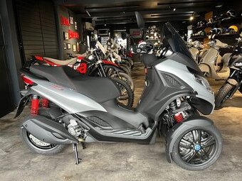 PIAGGIO MP3 300 E5 ARGENTO COMETA
