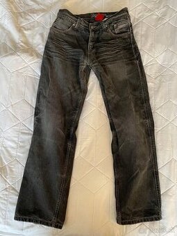 Kevlarove rifle na motorku RST