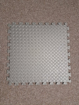 Tlmiaca puzzle podložka - 1