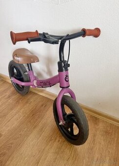 MoMi balančné odrážadlo s penovými kolesami fialové mačička