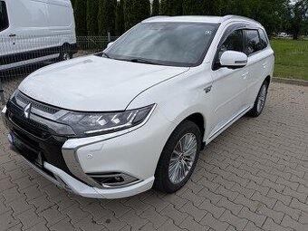Mitsubishi Outlander PHEV 2.4 4x4 2021