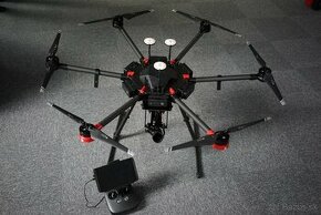 Dron DJI Matrice 600 Pro (+ voliteľná termálna kamera WIRIS) - 1