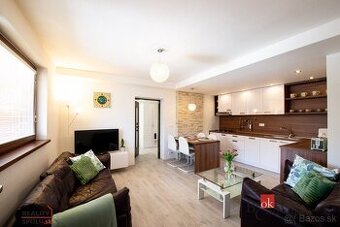 Na predaj Priestranný 7-izbový rodinný dom Banská Bystrica,