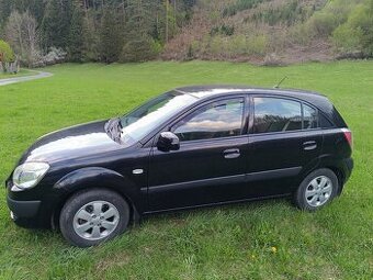 Predam Kia Rio ll Sporty 1,4/71kW/ /92000km