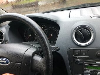 Ford fusion benzin