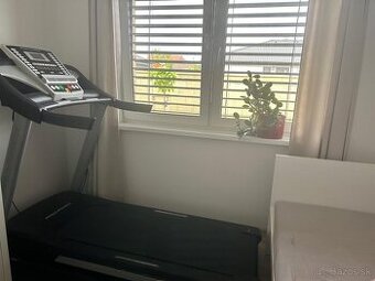 Bežecký pás ProForm 730 ZLT