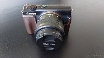Canon EOS M100 + Canon EF-M 15-45mm 1:3,5-6,3 IS STM
