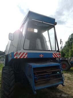 Kombajn e512