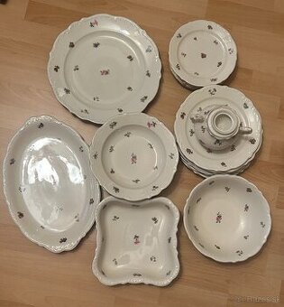Predám porcelánový jedálensky set