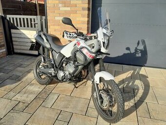 Yamaha XT660Z Tenere
