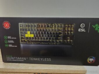 Predám limitovaná klavesnica + sluchadla