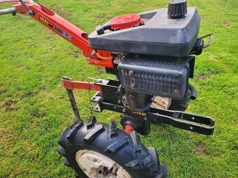 Vari malotraktor
