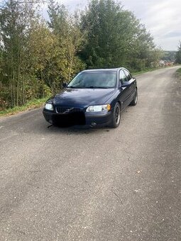 Rozpredáme Volvo s60 na náhradné diely