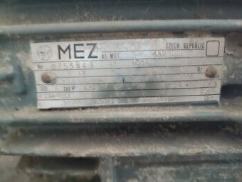 Predám kladivkový šrotovnik