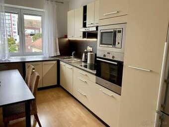 Prenájom: 1izb. byt ,komplet zariadenie - centrum Popradu