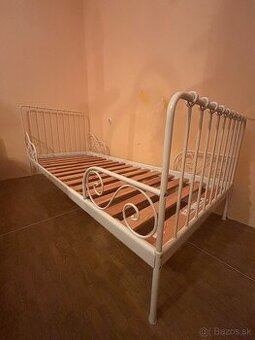 Predám kovovú rozťahovaciu posteľ IKEA