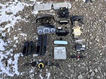 Kia Ceed Kombi 06-12 páčky, stropné svetlo, panel klimatizaa