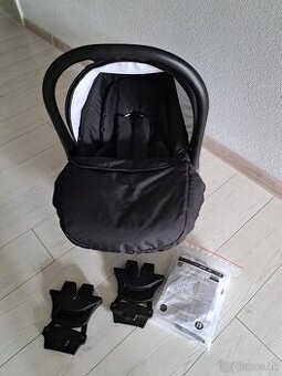 Autosedačka Petite&Mars