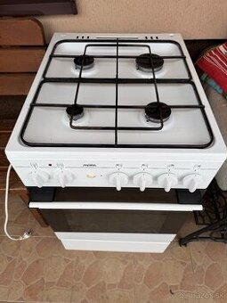 MORA – plynový sporák, elektrická rúra