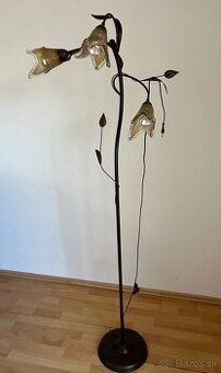 Stropné lampy 4ks a stojacia lampa 1ks