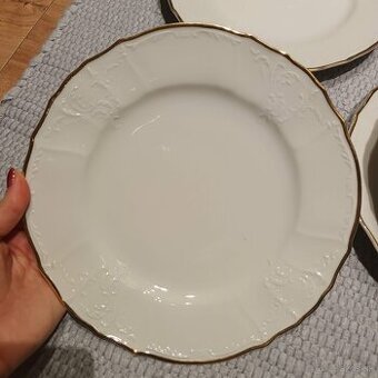 Taniere Thun BERNADOTTE, ivory zlatá linka