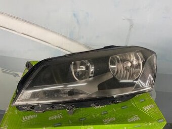 🚨svetlomety predný ľavý pravý -halogenový VW Passat B7 3AA