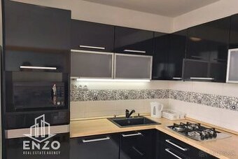 Prenájom 3izbový byt Petržalka Údernícka ulica