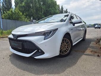 Predám Toyota Corolla Combi TS 2.0 Hybrid Dynamic Force e-C