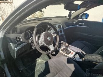 Alfa romeo na predaj