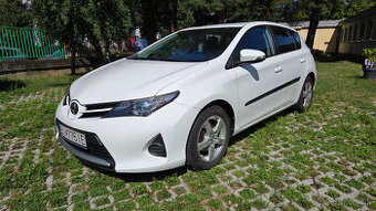 Predám TOYOTA AURIS