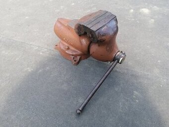 Predám zverák YORK 150