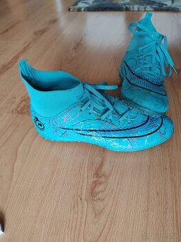 Kopačky Nike 43