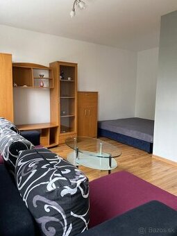 Rezervované-Prenájom 1izbového bytu, Okružná ulica 9, Trnava