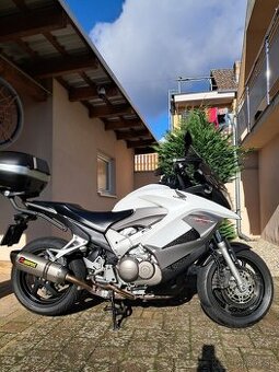 Honda vfr 800 crossrunner