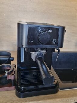 DeLonghi pákový kávovar