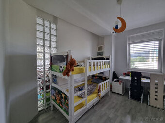 Poschodová posteľ, rozmer lôžka 90x200 cm +úložné priestory