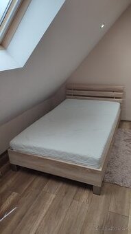 Posteľ 120x200 s matracom