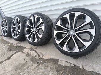 Elektróny 5x114,3 R18 + 225/40 letné pneu