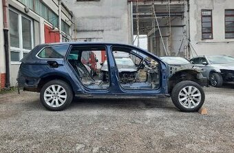 karosárske časti Passat B8