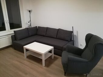 Kreslo ušiak - IKEA